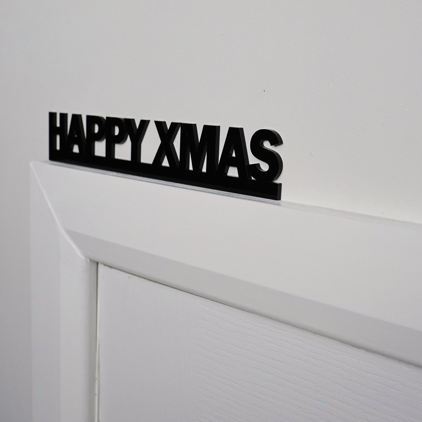 Festive black home decoration