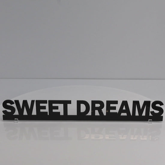Gloss-black finish close-up – recycled acrylic plaque